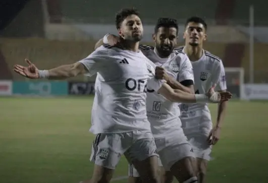 المقاولون العرب ضد زد