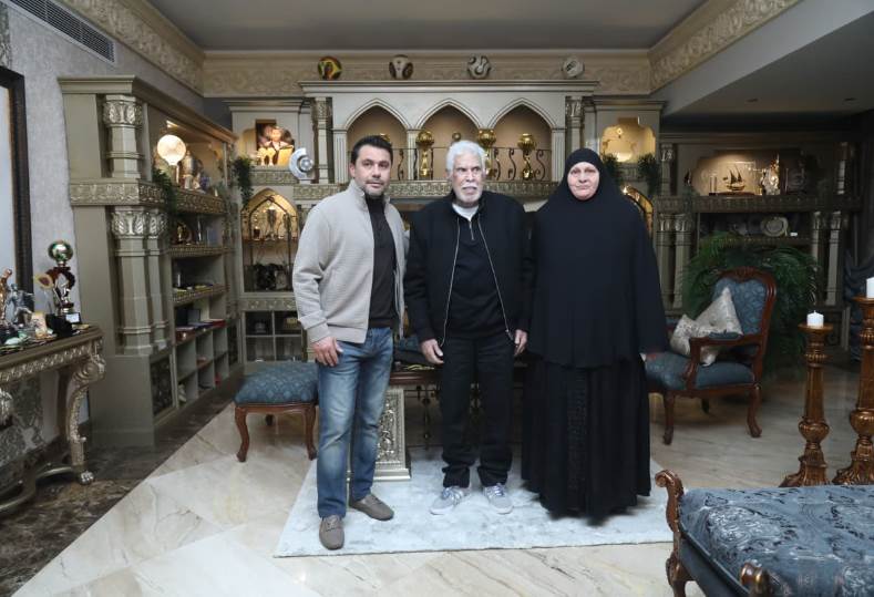 حسن شحاتة وأحمد حسن ووالدة محمد عبد الوهاب
