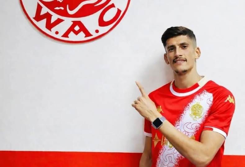 صلاح مصدق لاعب فريق الوداد المغربي