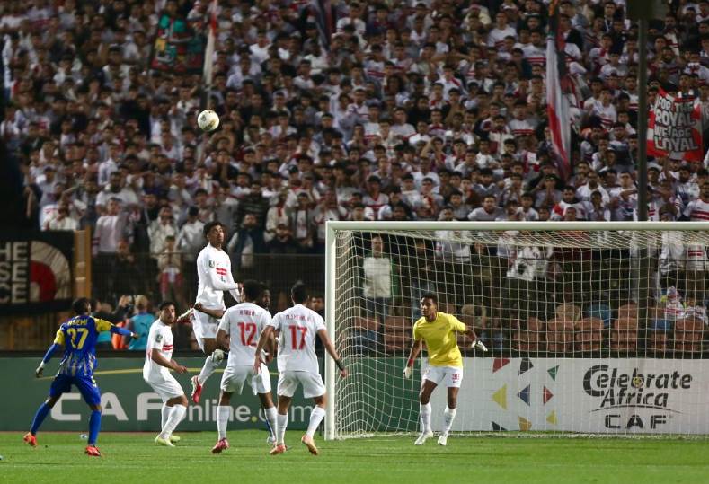 سيف الجزيري يحرس مرمى الزمالك
