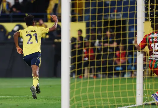 كومان لاعب النصر