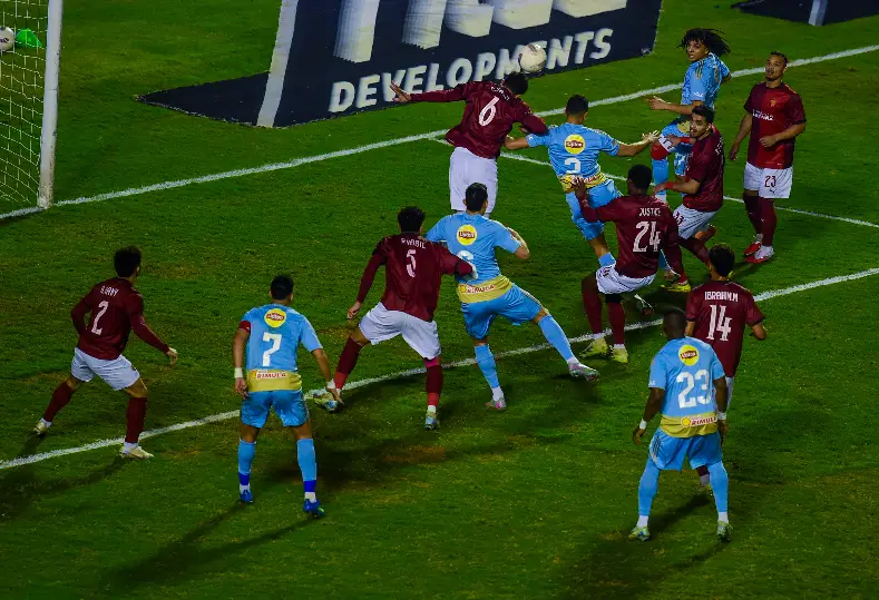 الأهلي وسيراميكا كليوباترا 