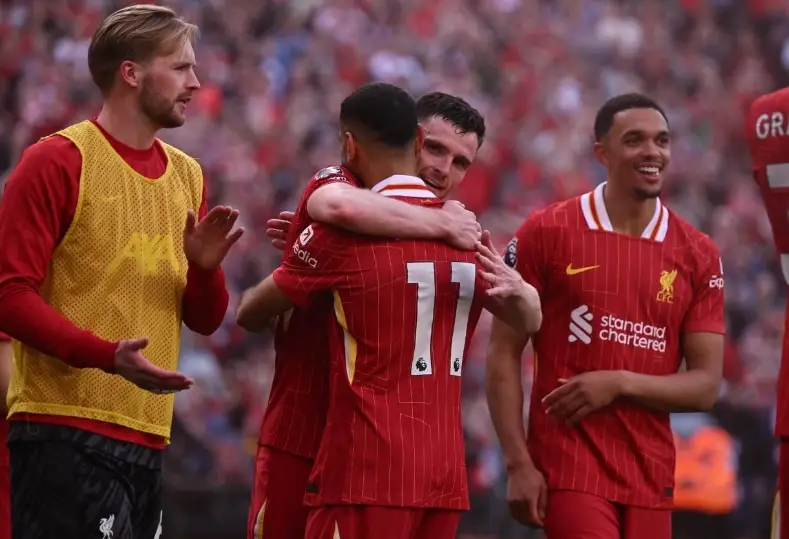 محمد صلاح وروبرتسون