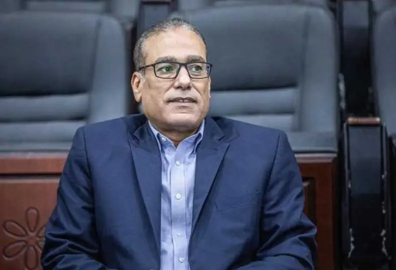 مصطفى عزام