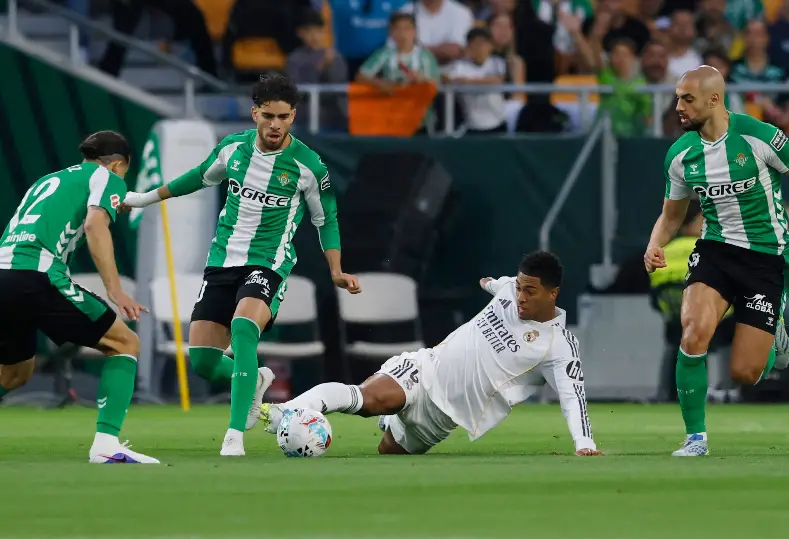 ريال مدريد وريال بيتيس 