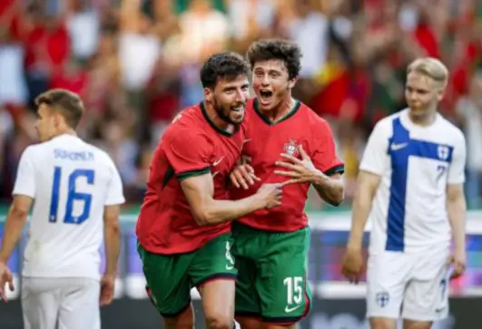 جواو نيفيز وروبن دياز