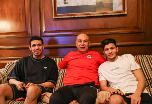 حسام حسن ومحمد حمدي وإسلام عيسى