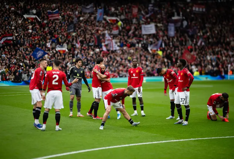 موقع الملاعب : التعادل السلبي يحسم مواجهة مانشستر يونايتد وسندرلاند في الدوري الإنجليزي