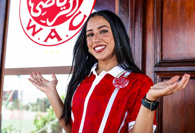 كاميليا الحوفي لاعبة الوداد المغربي