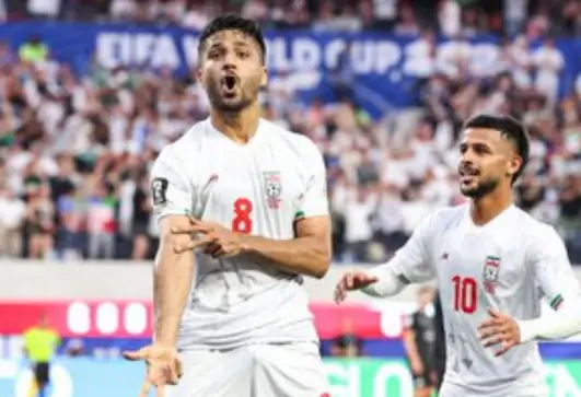 إيران