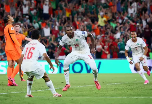 هولندا ضد المغرب