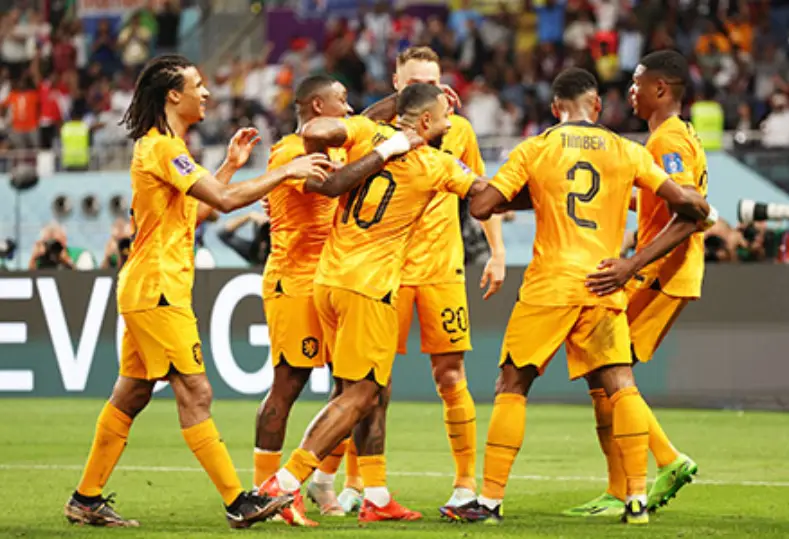 الصالح سبورت : التشكيل الرسمي لمباراة هولندا واليابان في كأس العالم 2026