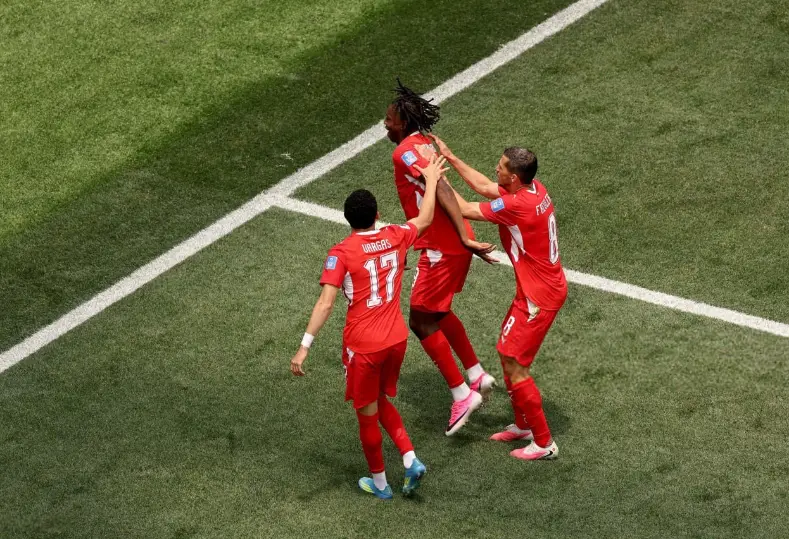 سويسرا