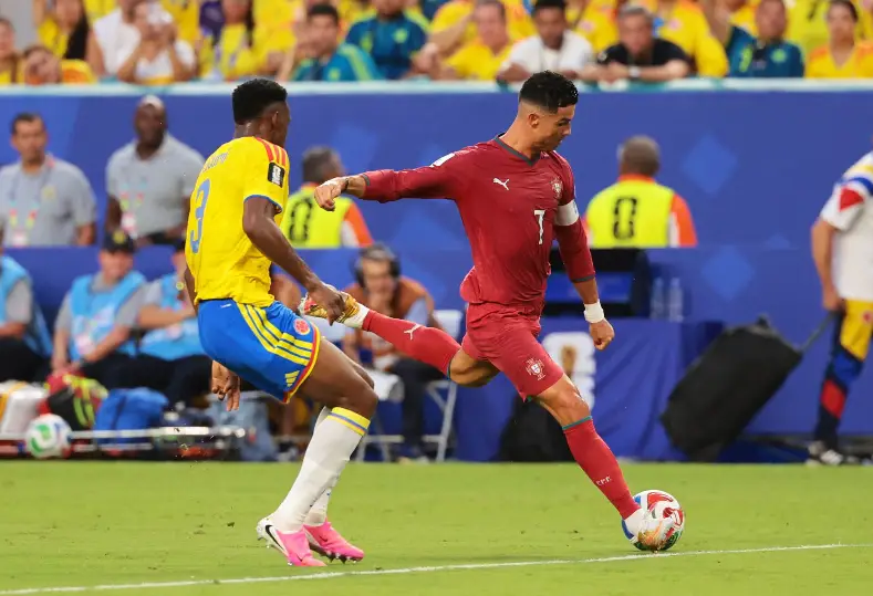 البرتغال وكولومبيا