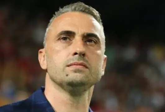 إيفايلو بيتيف