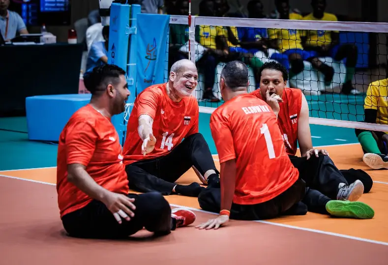 منتخب الطائرة جلوس